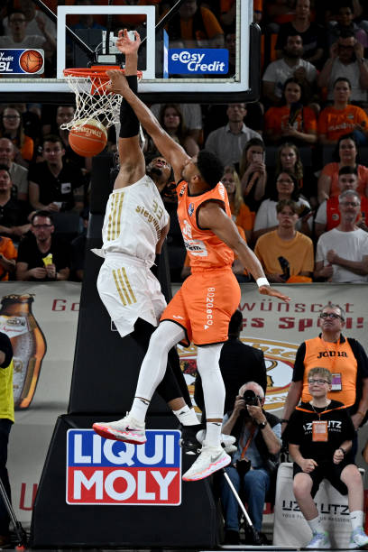 法和快速的 法和快速的